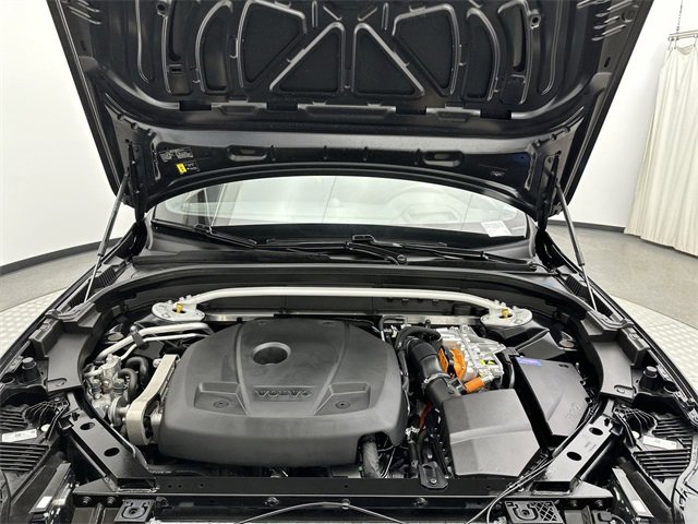 Certified 2024 Volvo XC60 T8 Polestar w/ Protection Package Premier image 26