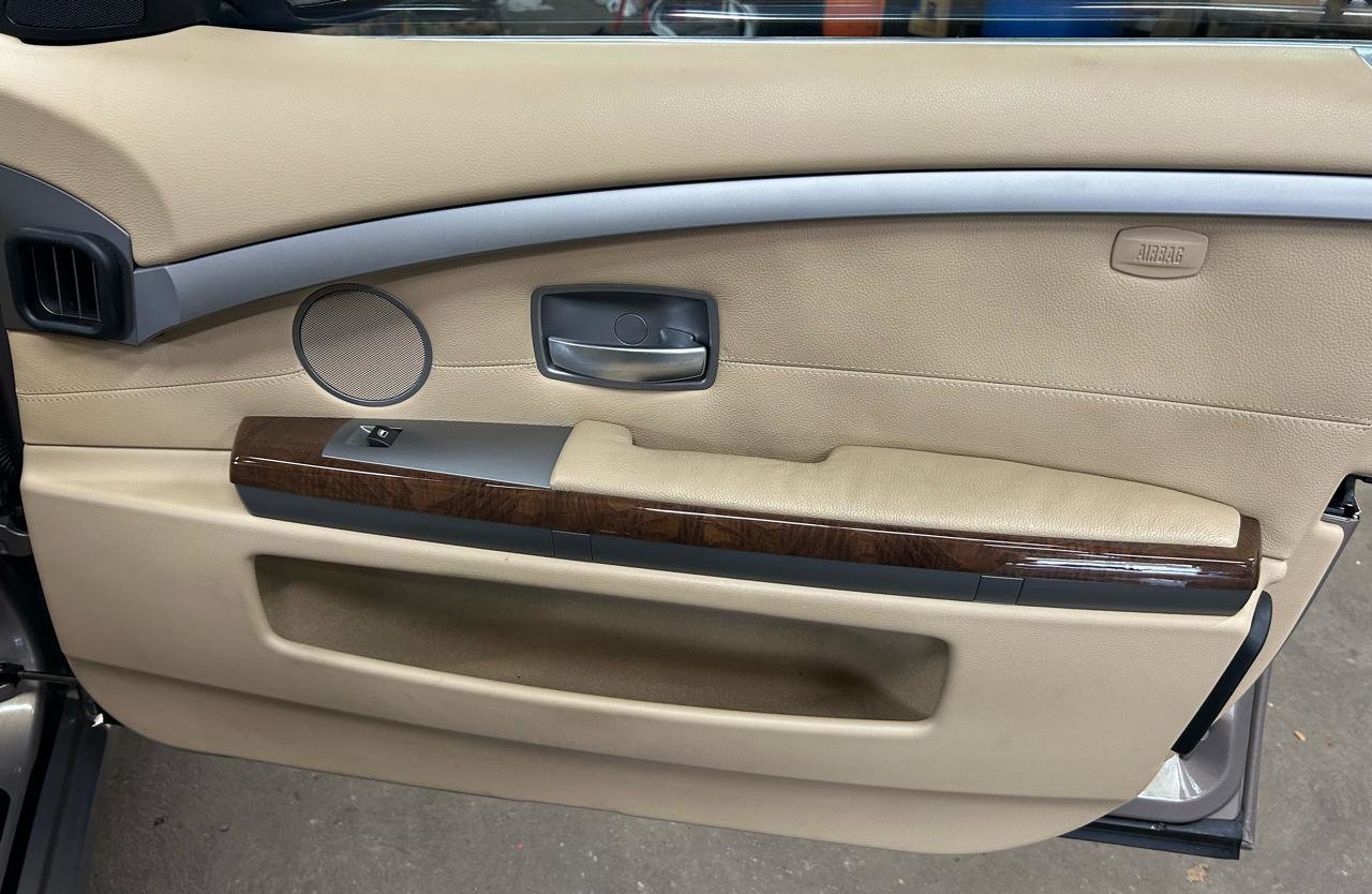 Used 2006 BMW 750Li RWD image 22