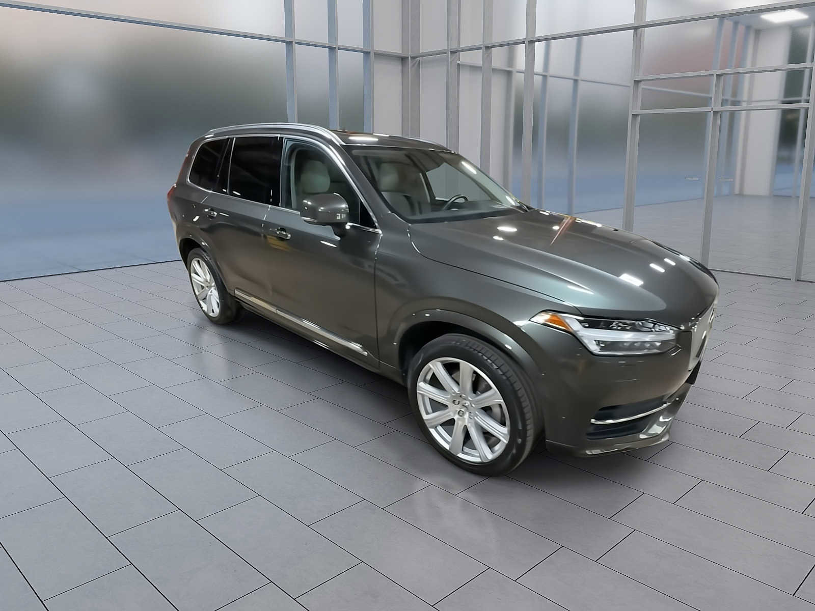 Used 2018 Volvo XC90 T6 Inscription w/ Convenience Package AWD/4WD image 2