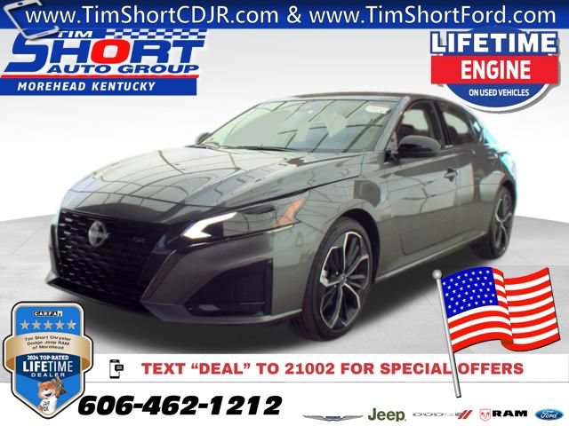 Used 2025 Nissan Altima 2.5 SR AWD/4WD image 1