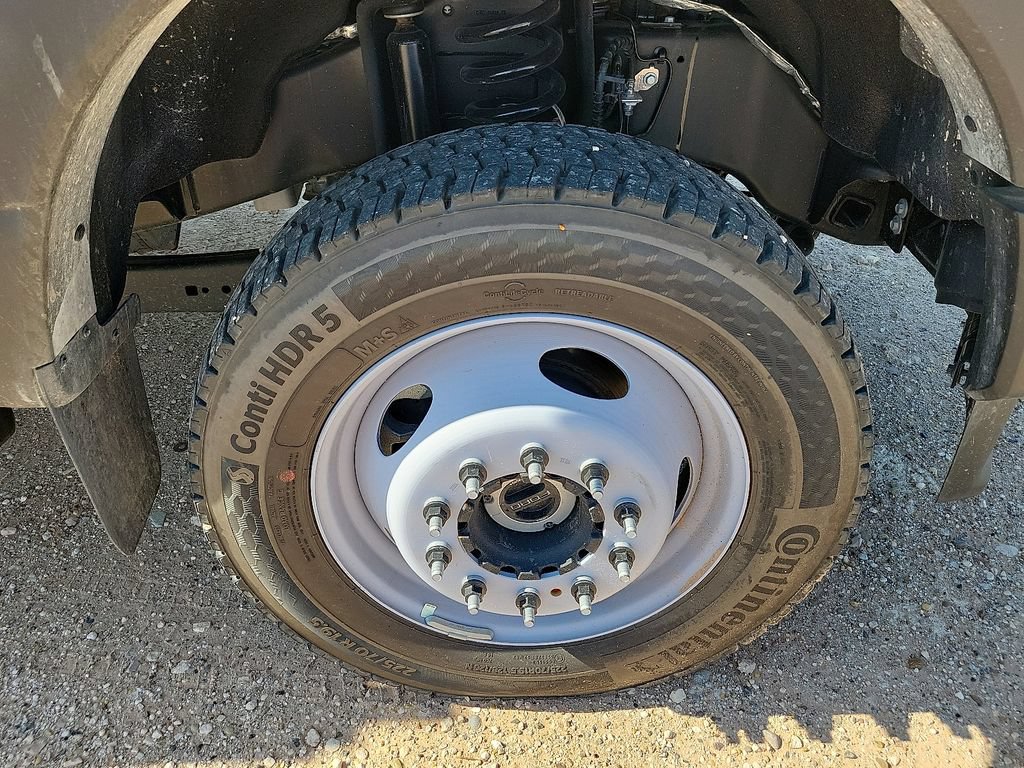 New 2024 Ford F550 4x4 SuperCab Super Duty image 13