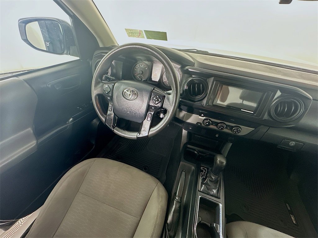 Used 2019 Toyota Tacoma SR image 9