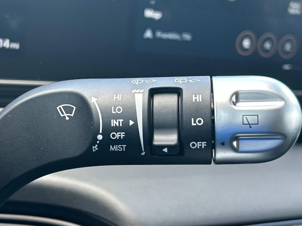 New 2025 Hyundai Ioniq 5 SEL image 33