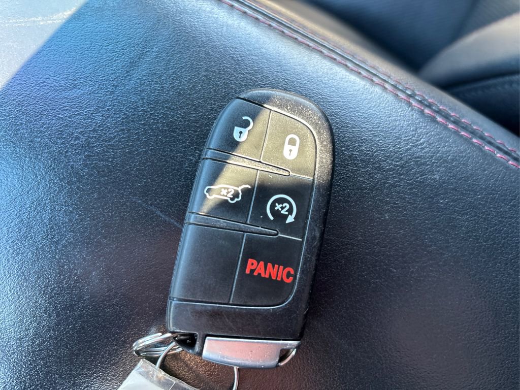 Used 2022 Dodge Durango R/T w/ Blacktop Package image 41