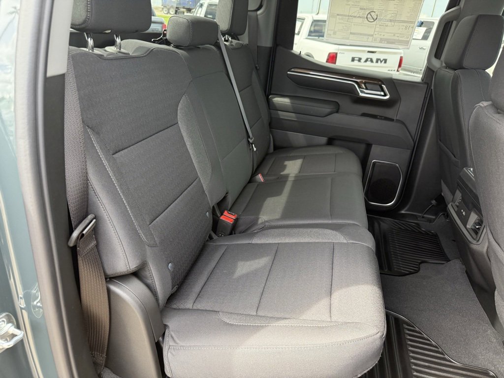 New 2026 Chevrolet Silverado 1500 LT image 41