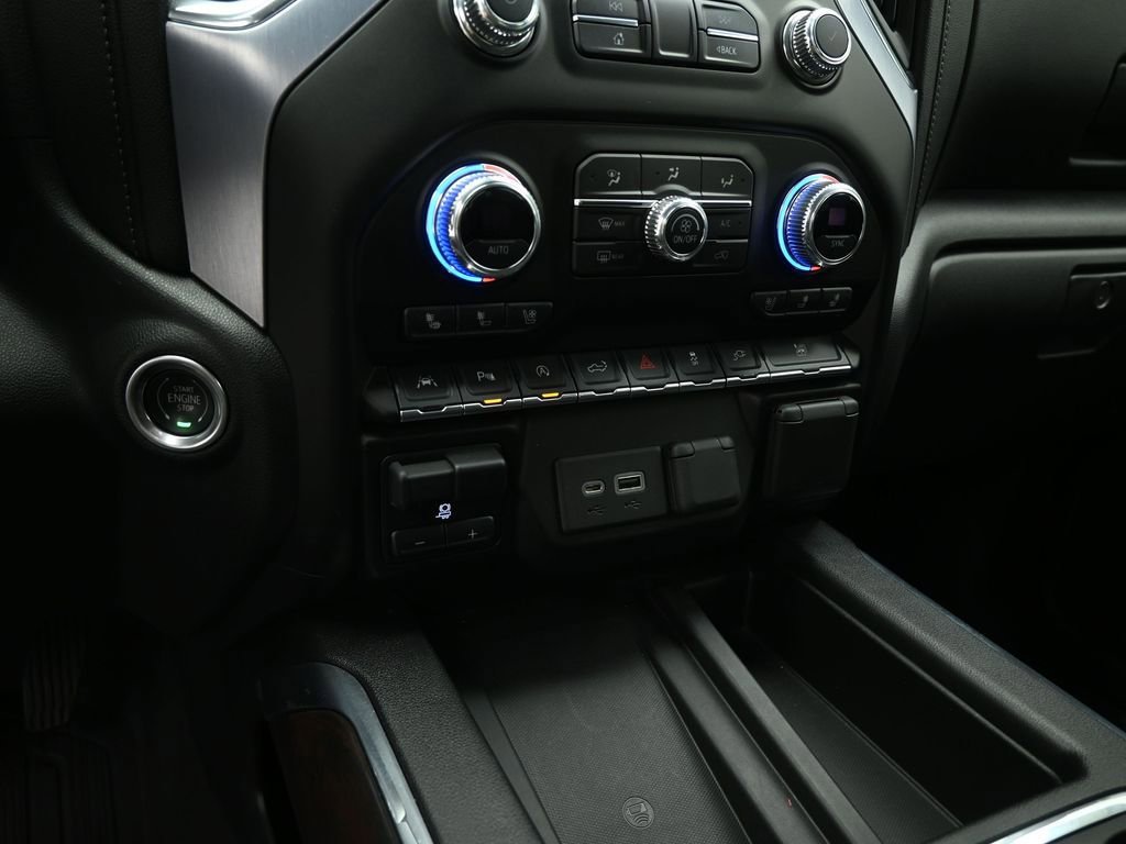 Used 2020 GMC Sierra 1500 SLT w/ SLT Premium Plus Package image 16