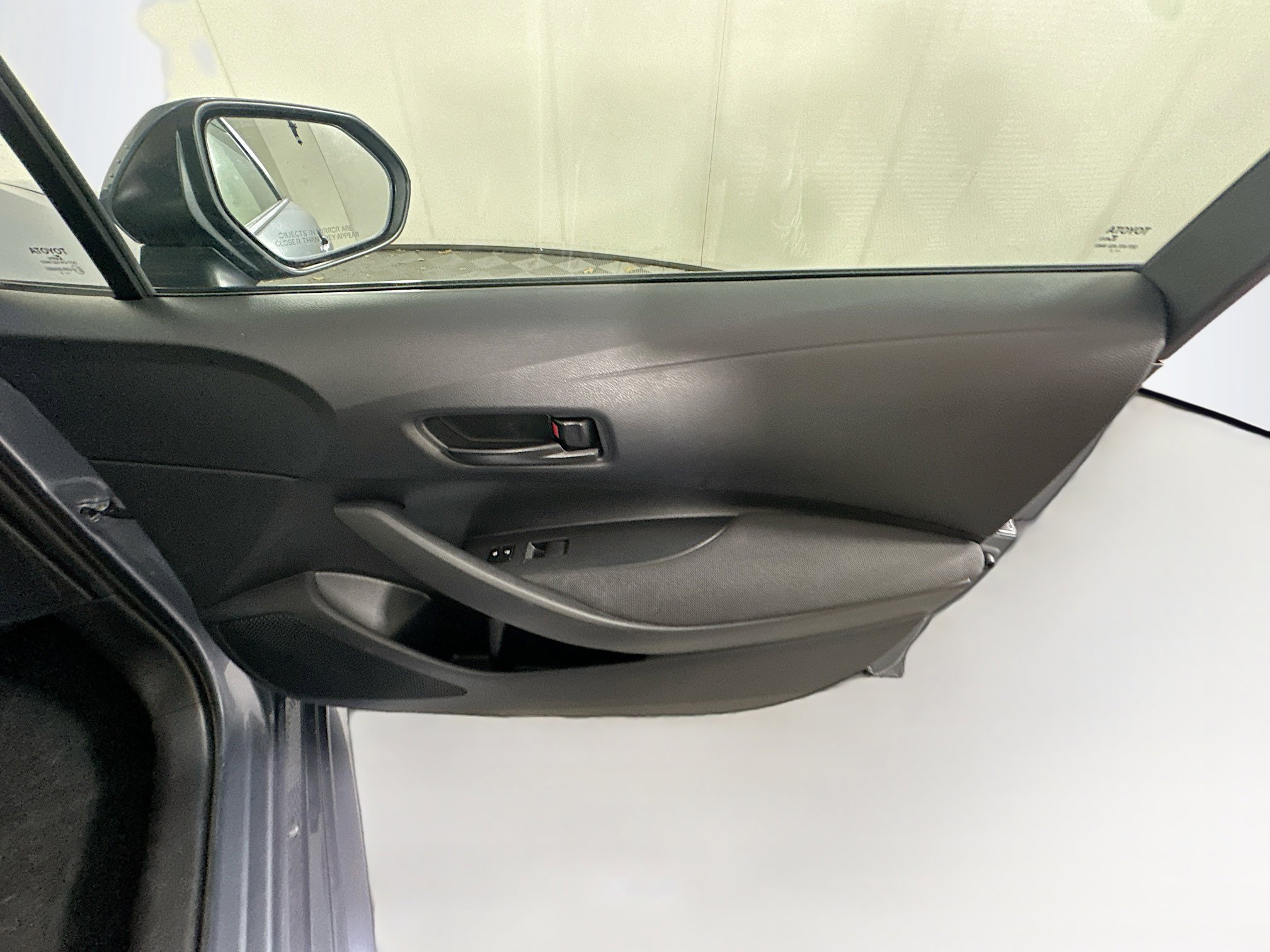 Used 2024 Toyota Corolla LE image 31