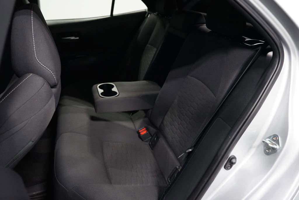 Certified 2025 Toyota Corolla SE image 30