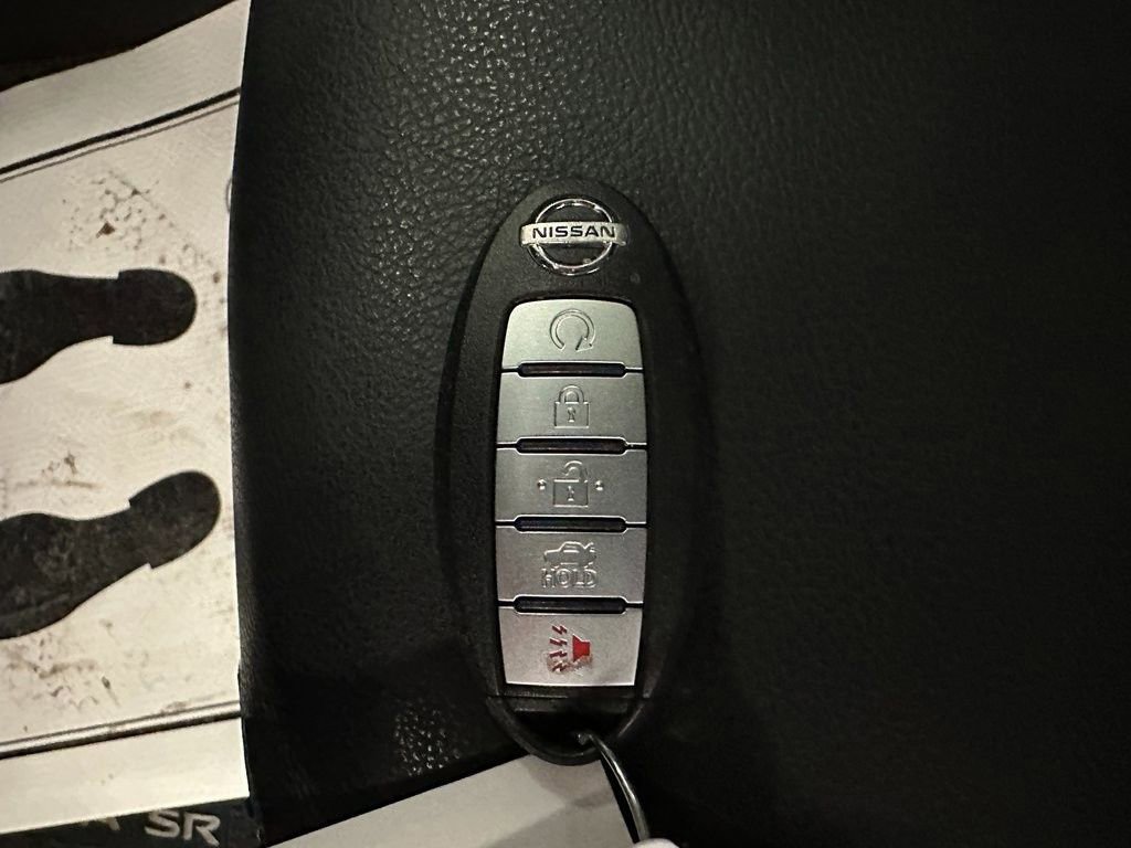 Used 2022 Nissan Altima 2.5 SR w/ Midnight Edition Package FWD image 17