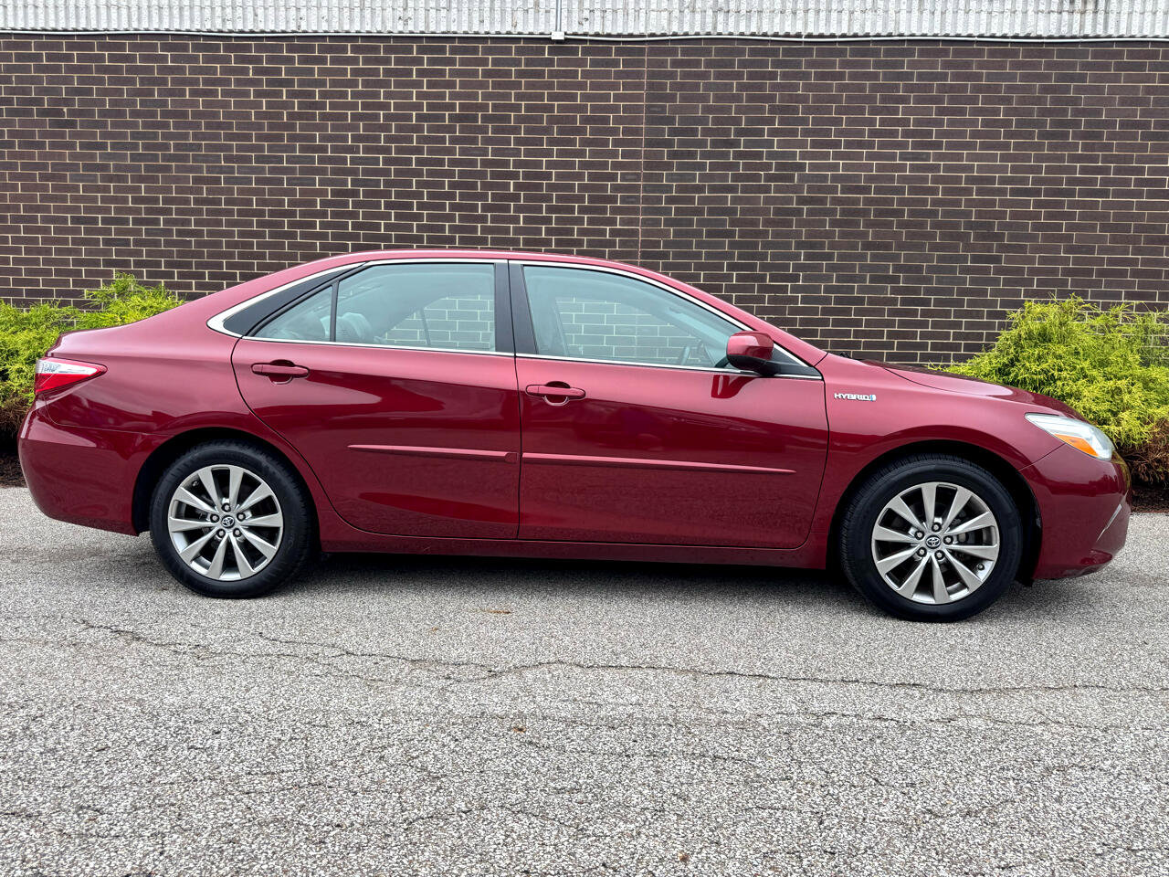 Used 2016 Toyota Camry XLE image 27