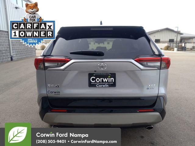 Used 2025 Toyota RAV4 XSE w/ Advanced Technology Package image 4