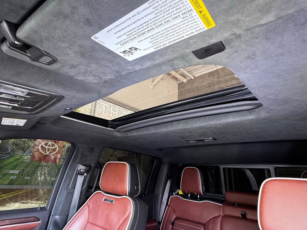 Used 2022 GMC Sierra 1500 Denali Ultimate AWD/4WD image 40