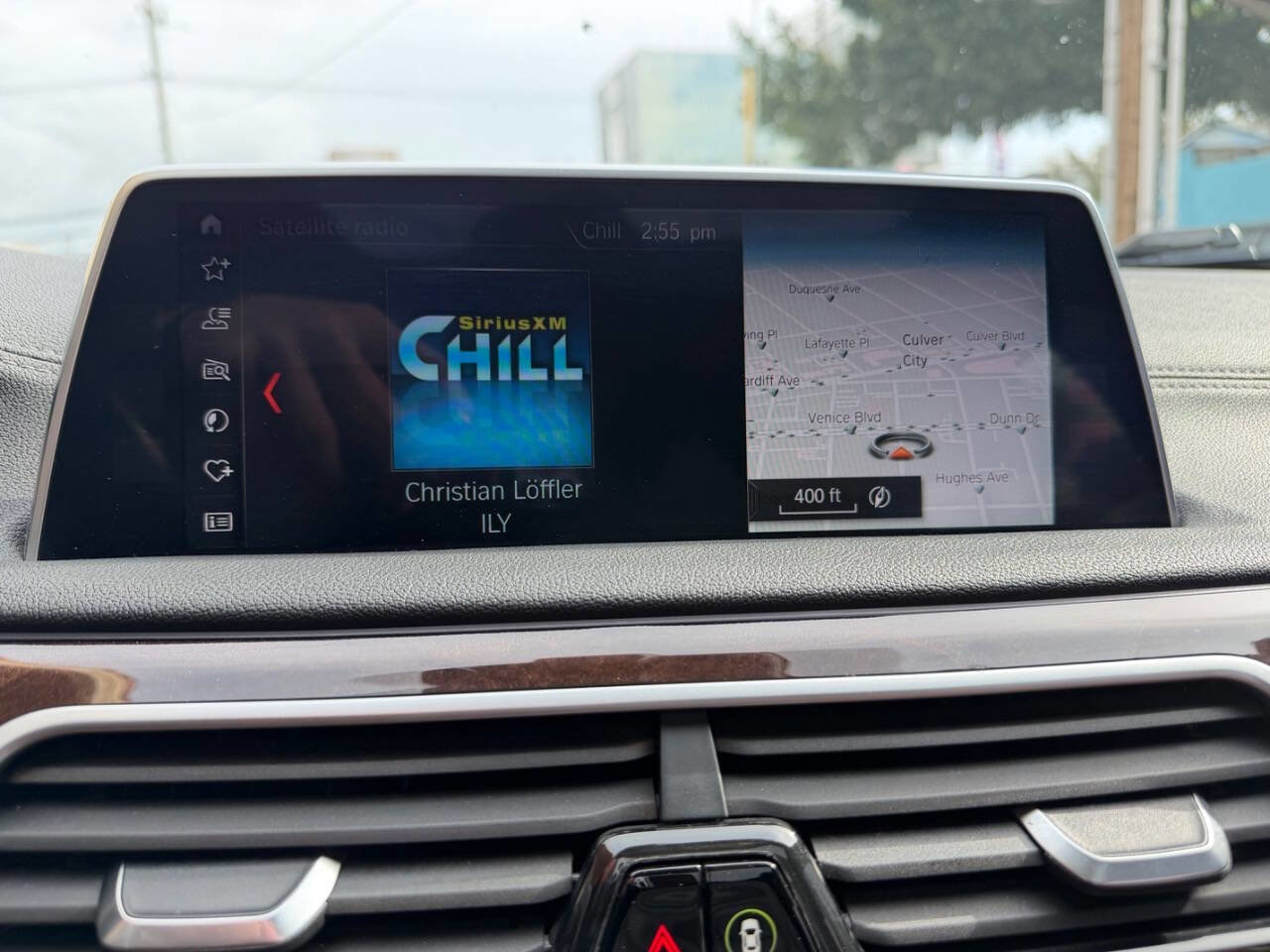 Used 2018 BMW 750i image 12