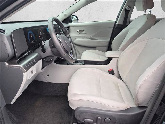 Used 2025 Hyundai Kona SEL AWD/4WD image 15