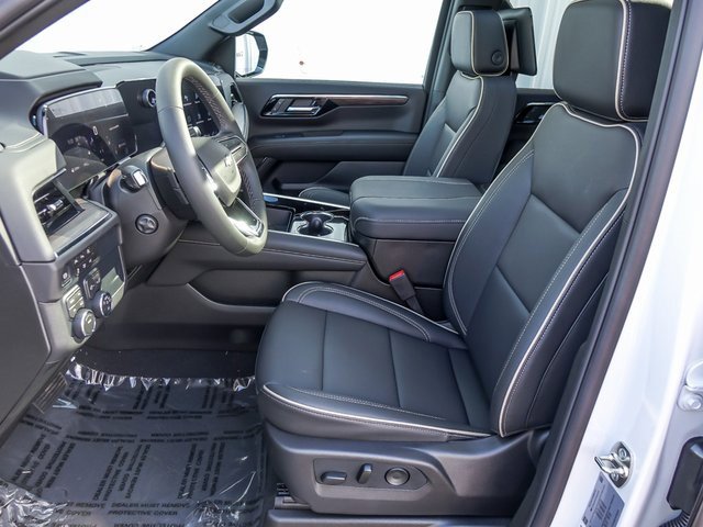 New 2026 Chevrolet Suburban Premier image 16