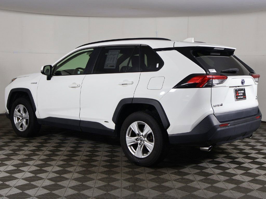 Used 2020 Toyota RAV4 XLE w/ Convenience Package AWD/4WD image 8