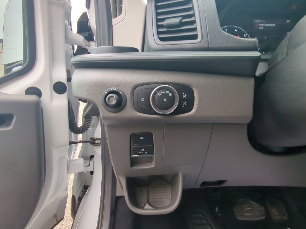 Used 2025 Ford Transit 350 XLT AWD/4WD image 19