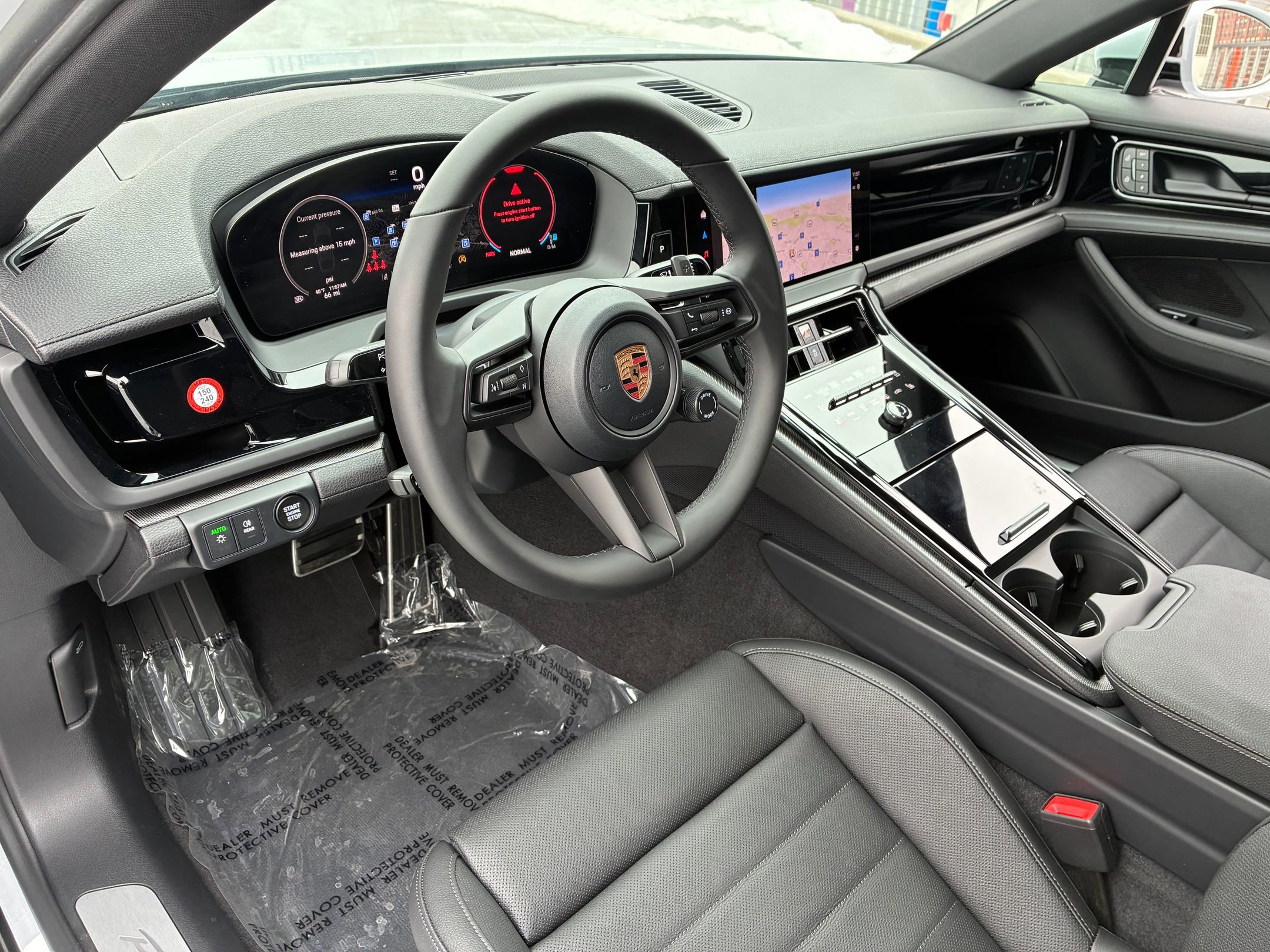 New 2026 Porsche Panamera 4 image 4