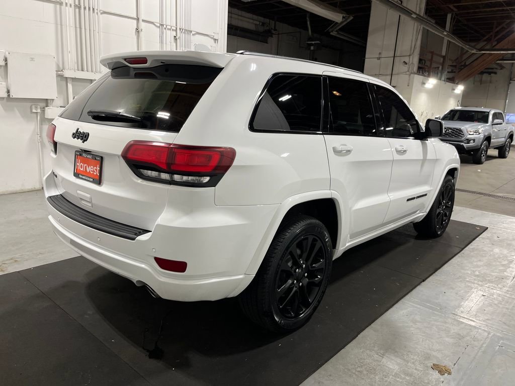 Used 2019 Jeep Grand Cherokee Altitude image 8