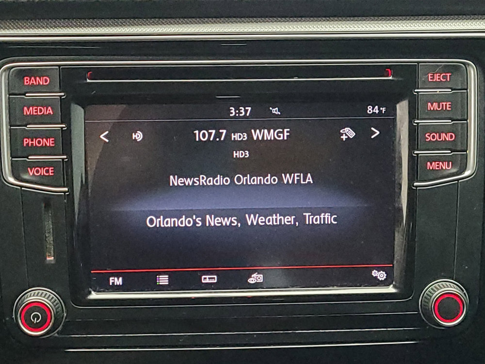 Used 2017 Volkswagen Passat 1.8T SE image 25