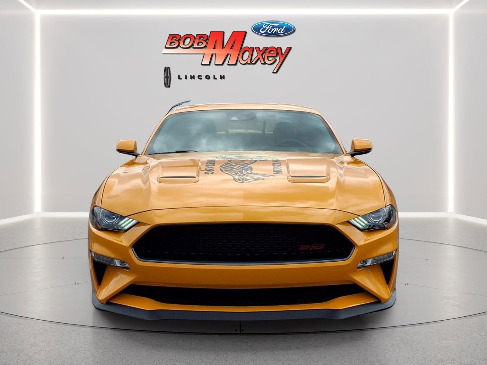 Used 2022 Ford Mustang GT Premium w/ GT Performance Package RWD image 2