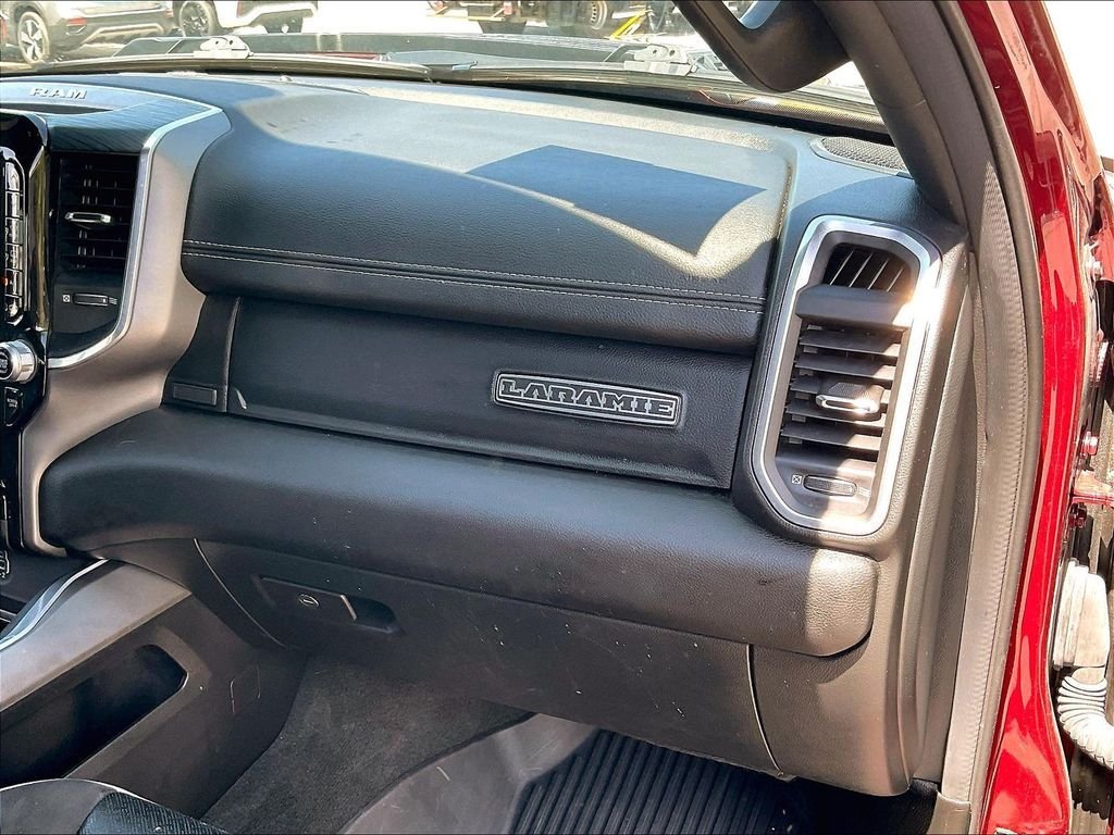 Used 2023 RAM 1500 Laramie AWD/4WD image 12