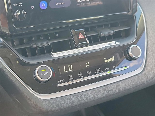 Used 2023 Toyota Corolla LE image 26