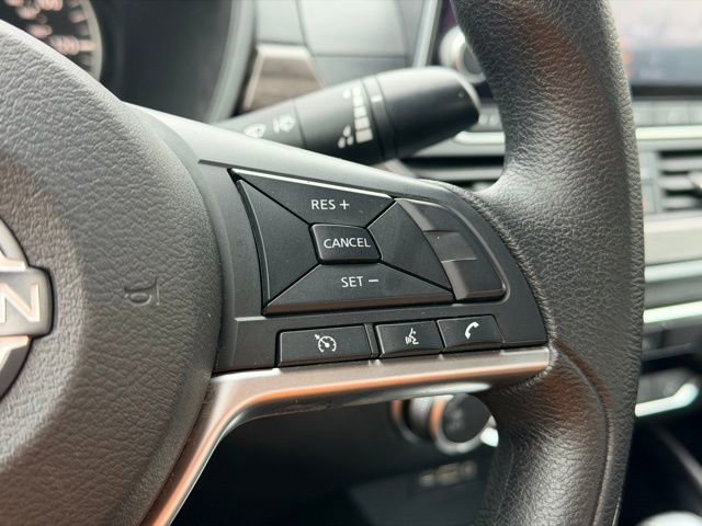 Used 2024 Nissan Altima 2.5 SV image 11