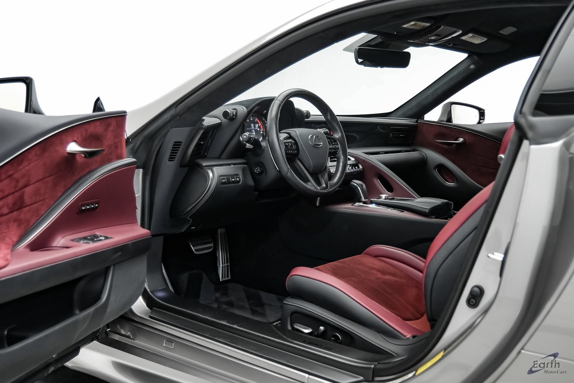 Used 2018 Lexus LC 500 Coupe w/ Performance Package RWD image 33