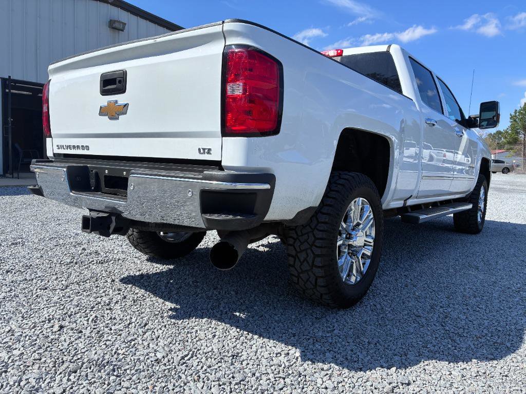 Used 2016 Chevrolet Silverado 2500 LTZ w/ Duramax Plus Package image 5