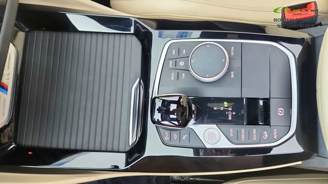 Used 2025 BMW X4 M40i w/ Premium Package image 49