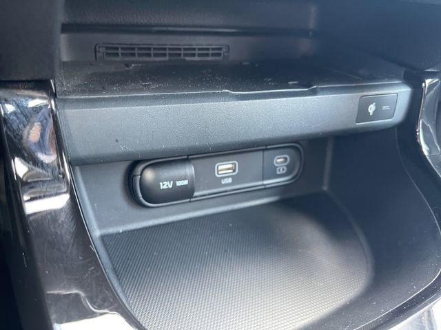 Used 2024 Kia Seltos SX w/ SX Sunroof Package image 21
