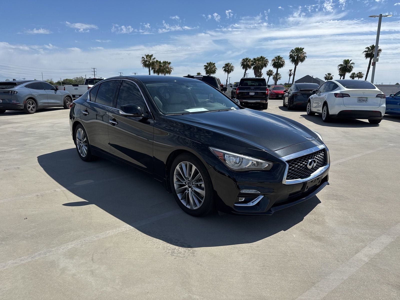 Used 2023 INFINITI Q50 Luxe w/ Cargo Package image 4