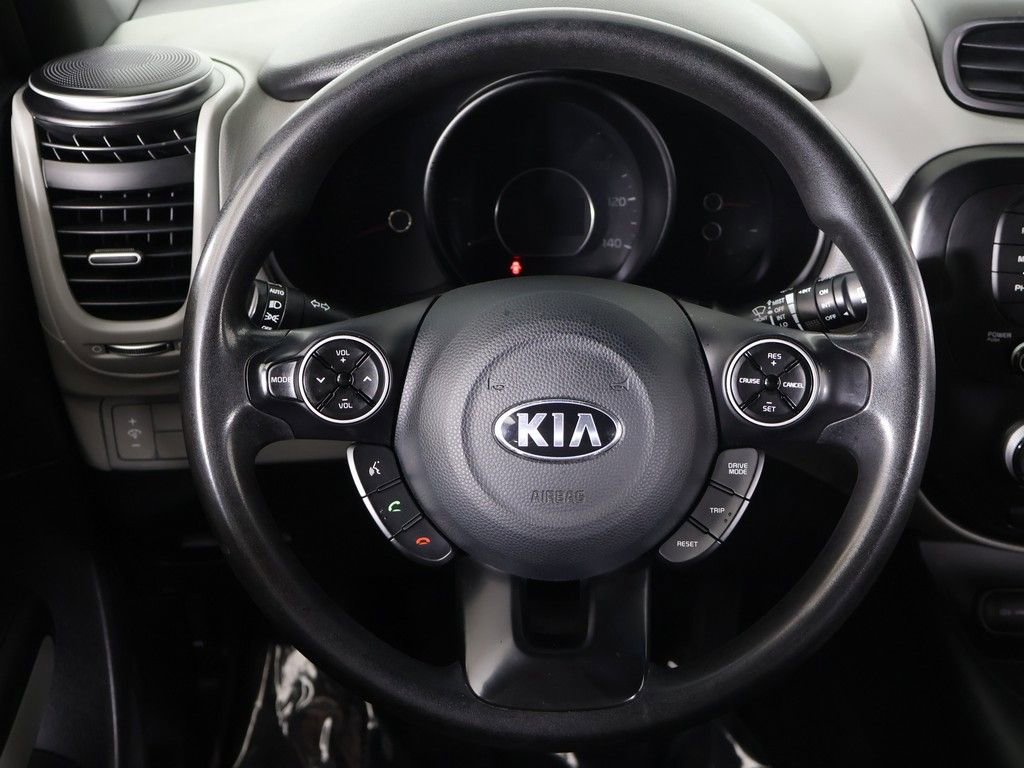 Used 2019 Kia Soul image 33