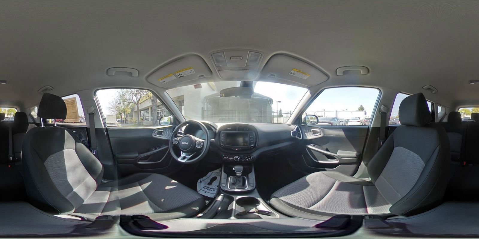 Used 2025 Kia Soul LX w/ LX Technology Package image 29