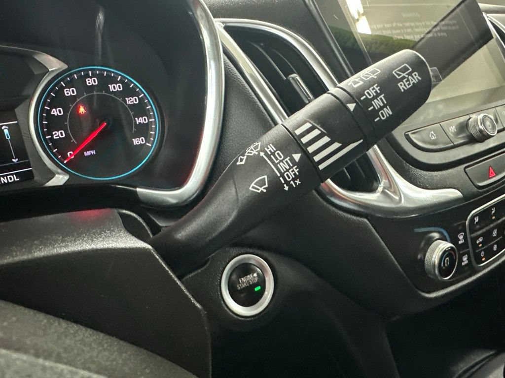 Used 2018 Chevrolet Equinox LT w/ Sun & Infotainment Package AWD/4WD image 45