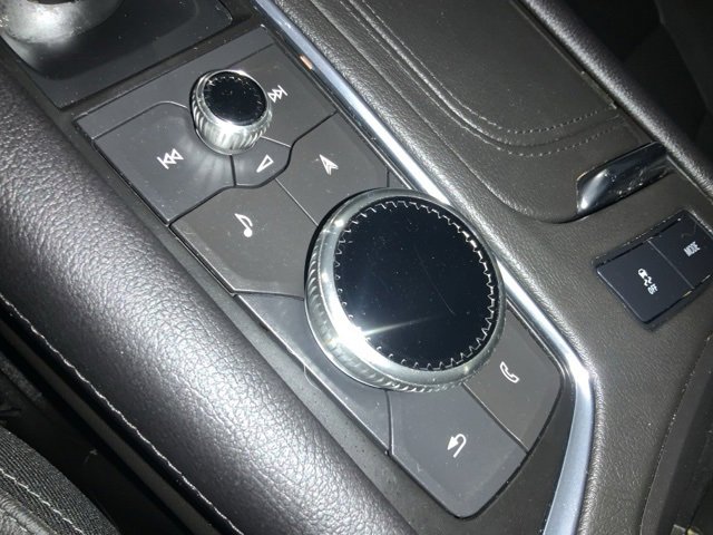 Used 2024 Cadillac XT5 Sportv w/ LPO, Floor Liner Package image 30