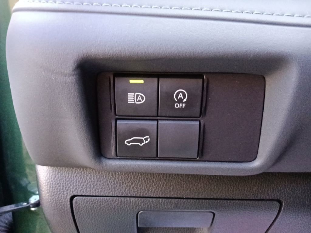 Used 2024 Toyota Highlander XLE image 17