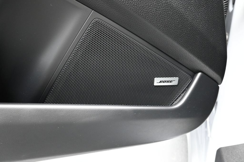 Certified 2025 Porsche 911 Carrera RWD image 13