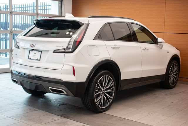 Used 2024 Cadillac XT4 Sport AWD/4WD image 6