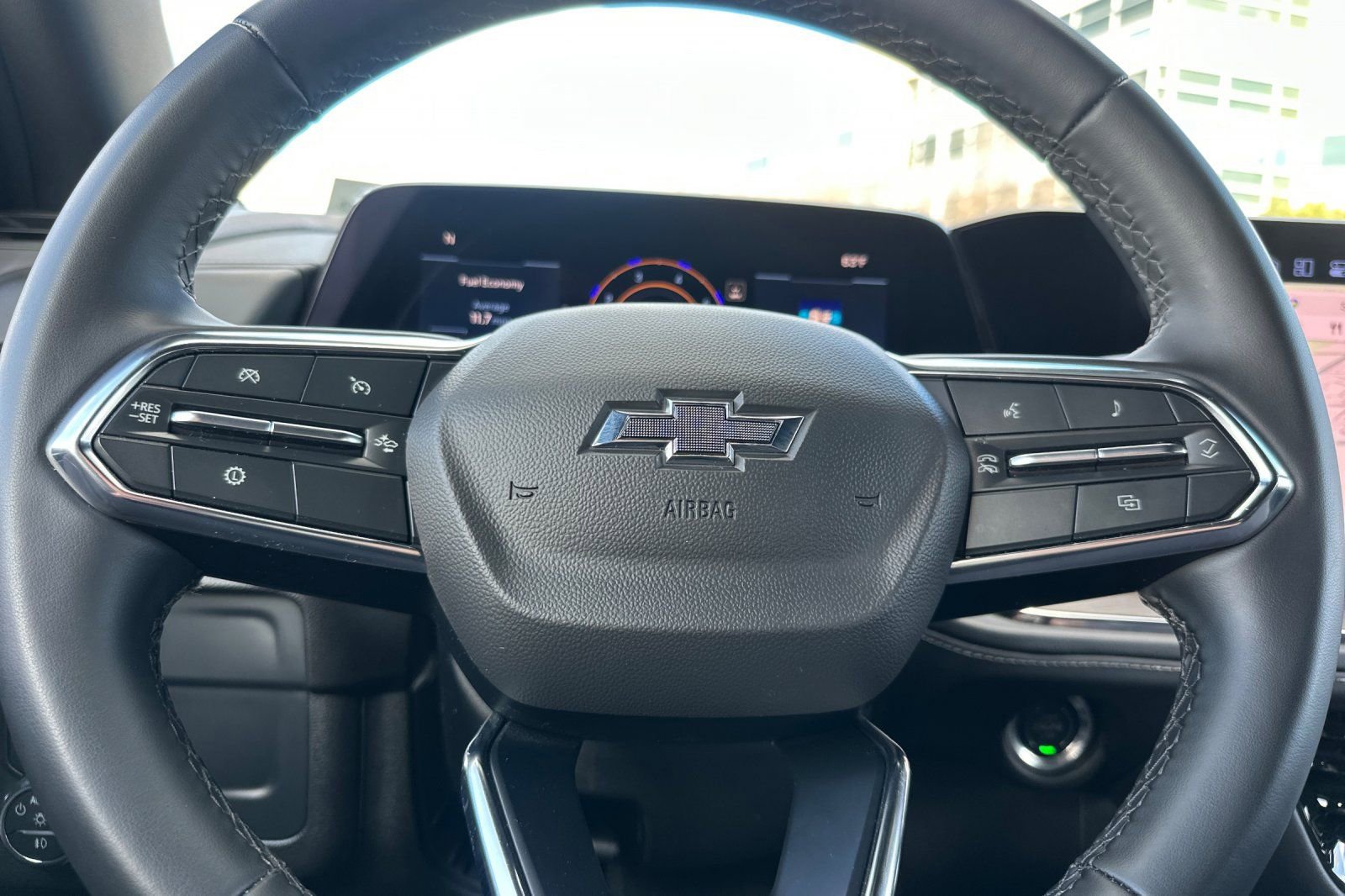 Certified 2025 Chevrolet Tahoe Z71 image 36