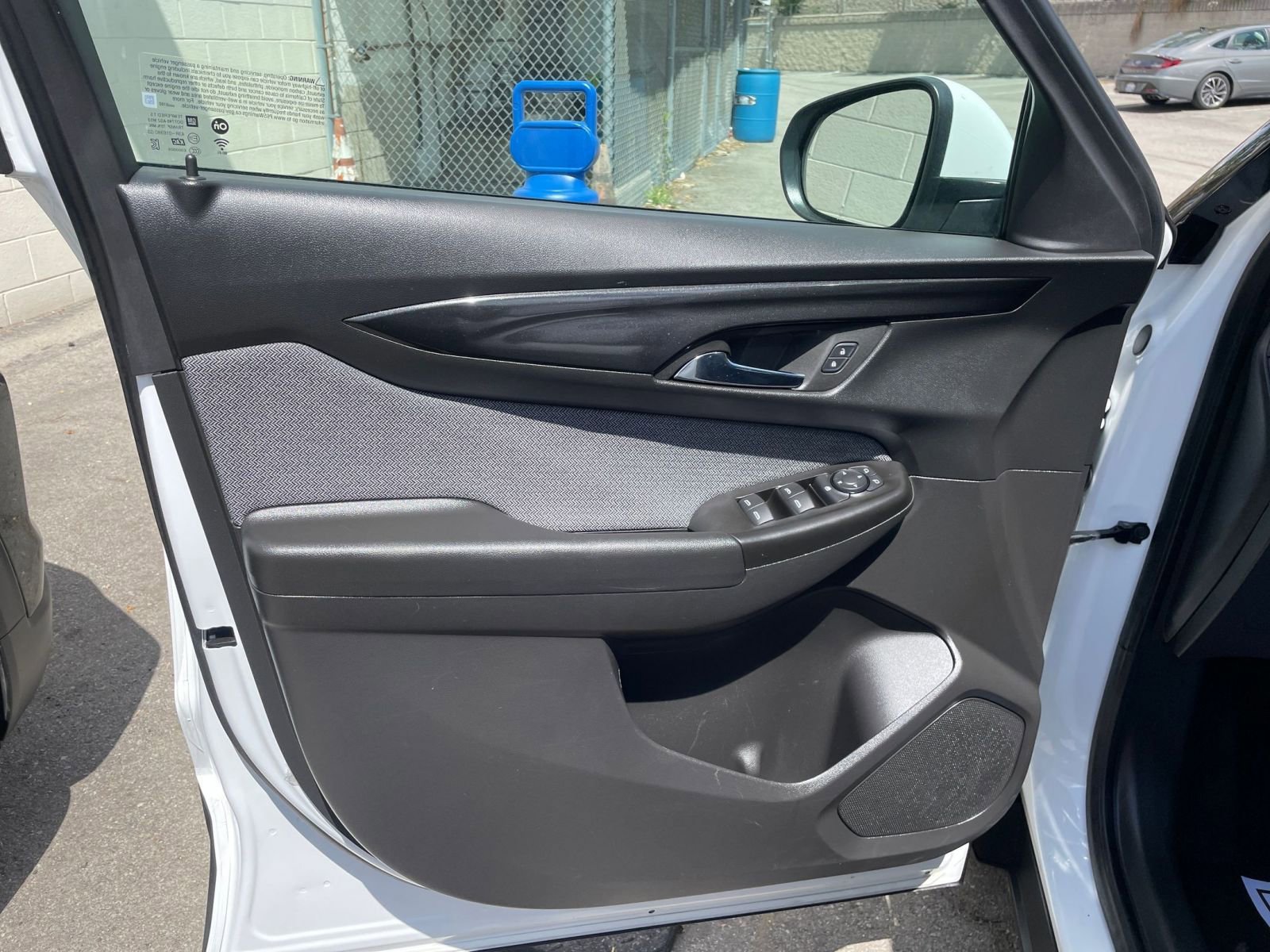 Used 2025 Chevrolet TrailBlazer LT image 18