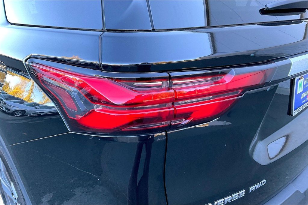 Used 2022 Chevrolet Traverse LT w/ LT Premium Package AWD/4WD image 24