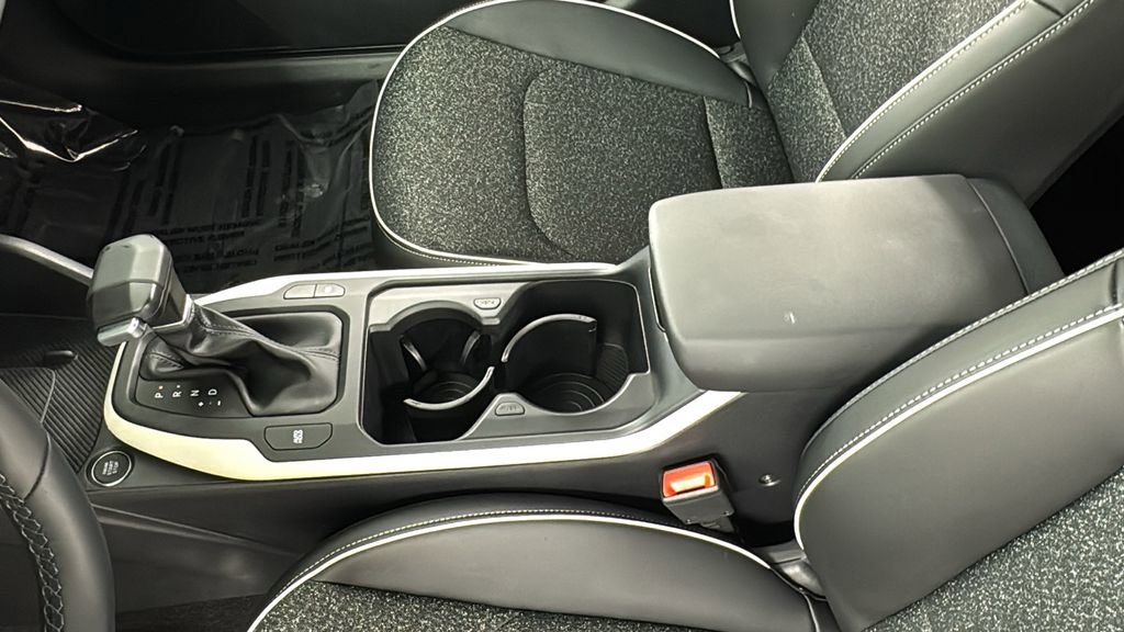 New 2025 Kia K4 GT-Line image 32