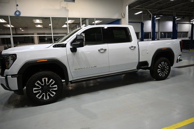 New 2026 GMC Sierra 2500 Denali Ultimate image 12
