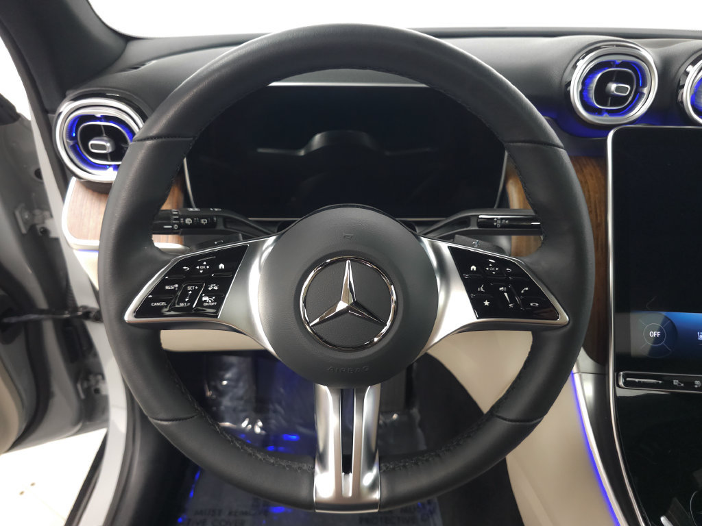 Used 2026 Mercedes-Benz GLC 350e 4MATIC w/ Driver Assistance Package image 12
