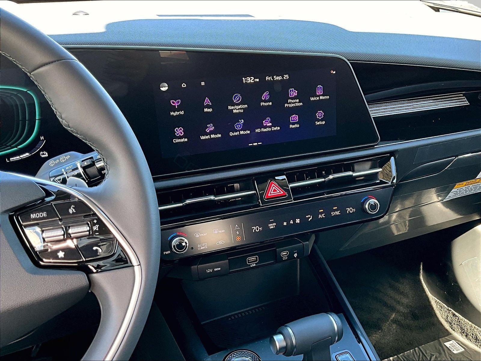 New 2026 Kia Niro EX FWD image 11