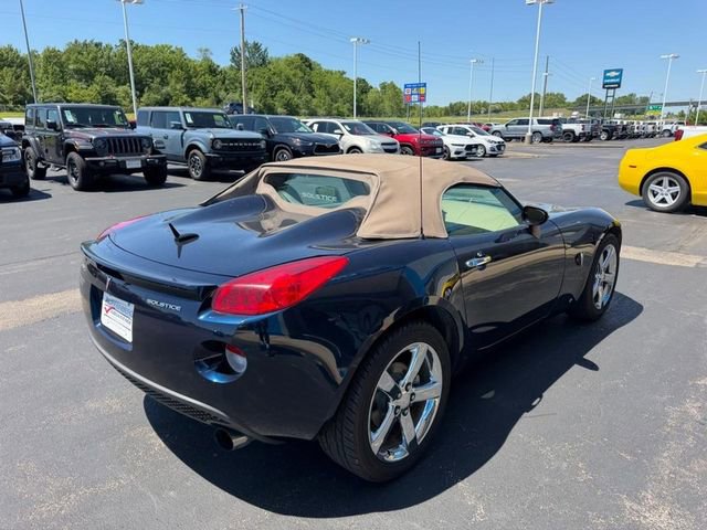 Used 2007 Pontiac Solstice Convertible w/ Premium Package RWD image 5