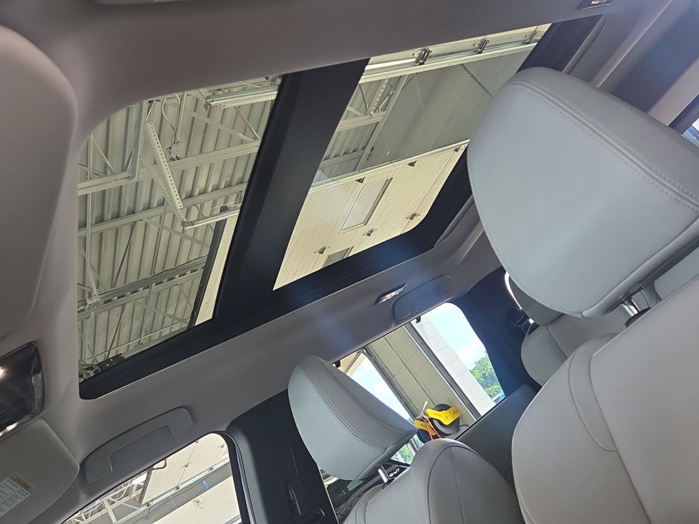 Used 2025 Mitsubishi Outlander AWD image 31