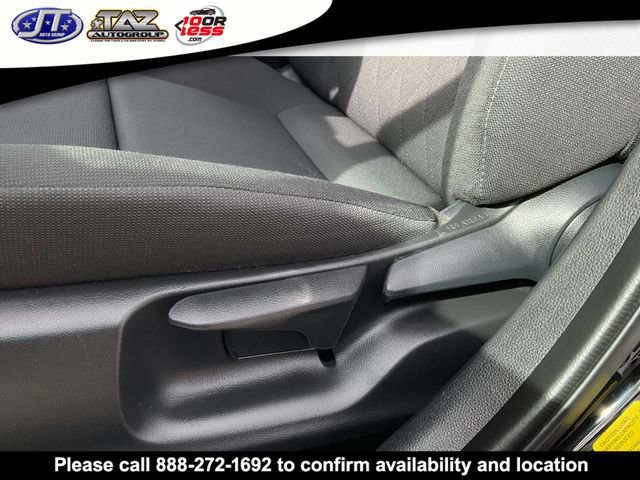 Used 2023 Toyota Corolla LE image 12